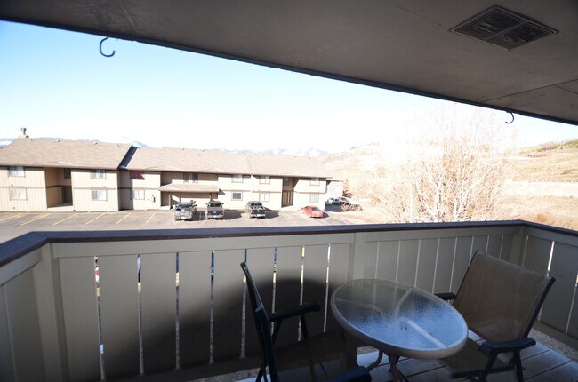 Building Photo - Dillon Valley East Condo! Great Natural Light!