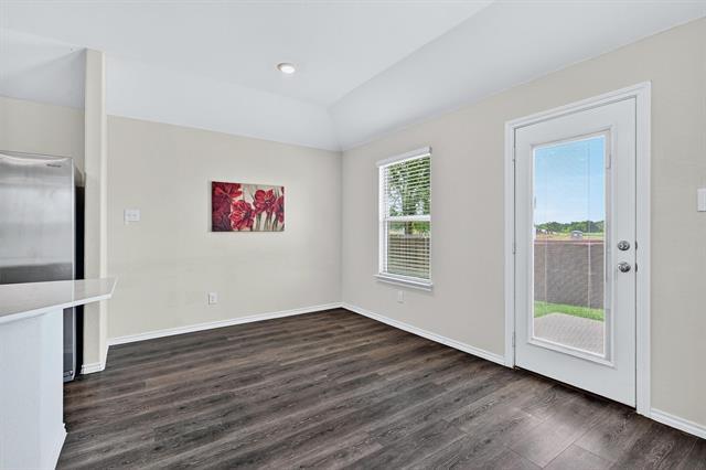 Building Photo - 410 Goliad St