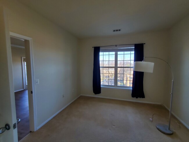 Building Photo - 3021 Nicosh Cir