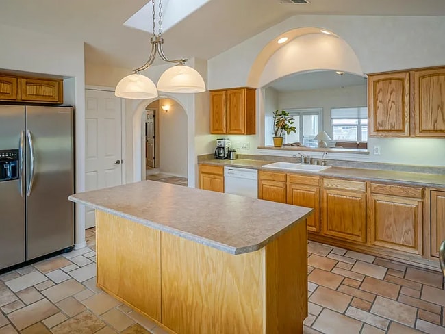 Building Photo - 8709 Tierra Alegre Dr NE