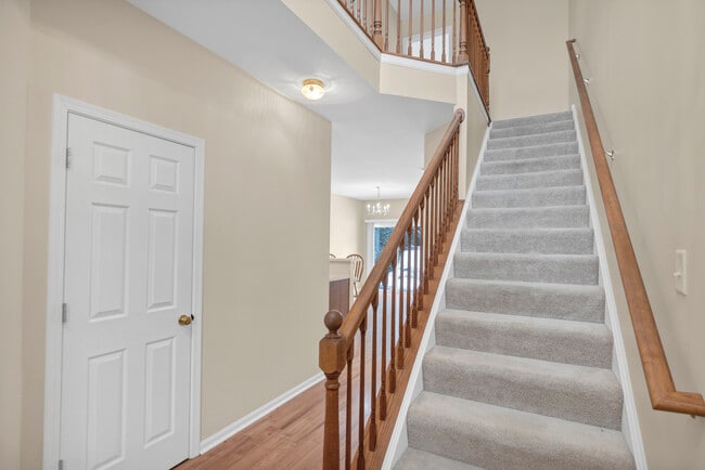 Building Photo - 573 Telluride Dr