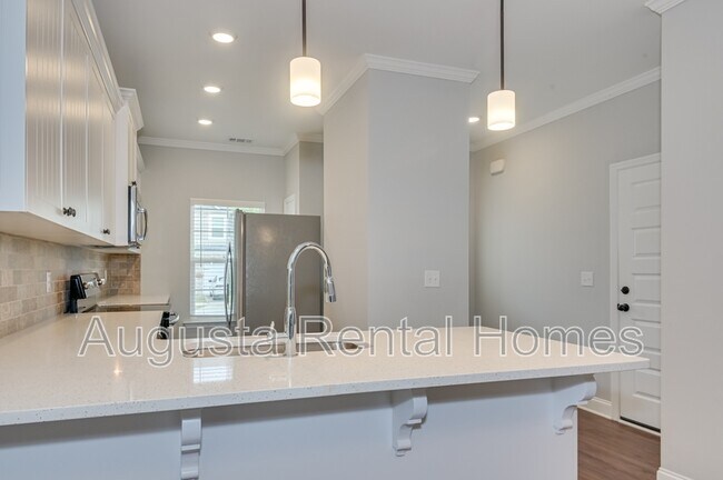 Building Photo - 5352 Nikki Way