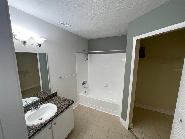 Building Photo - 4708 Walden Cir