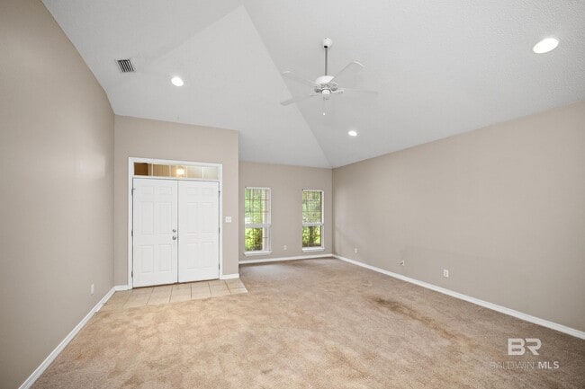 Building Photo - 500 Dolphin Ave