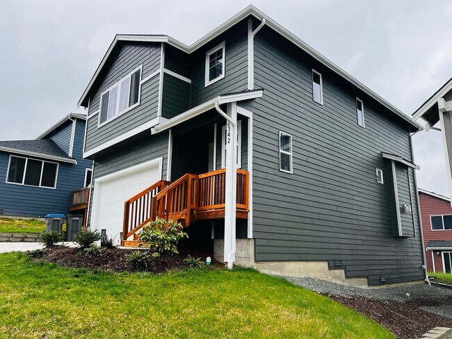 Building Photo - 2022 Built, 4 Bedroom, Beautiful Home!