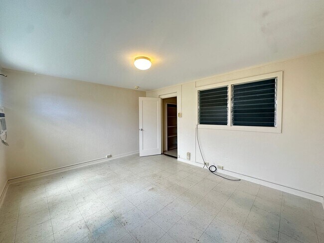 Building Photo - 1730 Maoi Pl