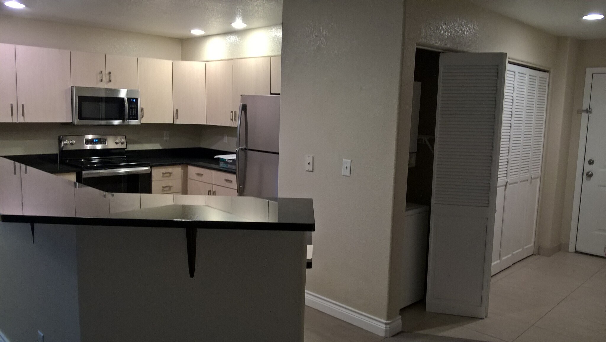 Building Photo - 1986 S University Blvd