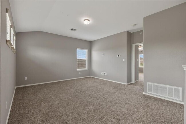Building Photo - 108 Quarry Ln