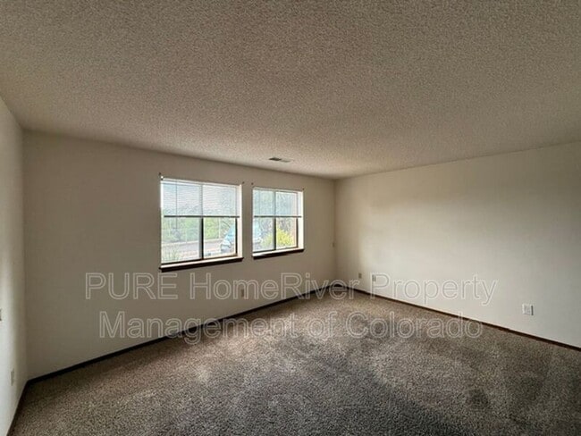 Building Photo - 1122 Yuma St
