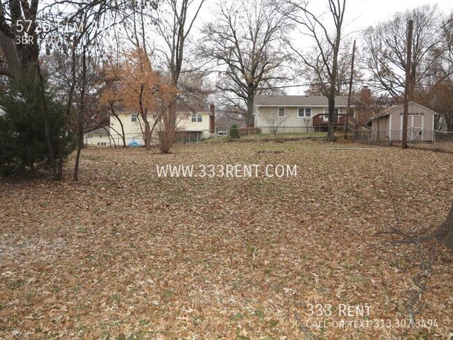 Building Photo - 5720 Elm Ave