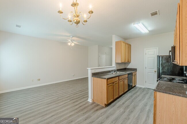 Building Photo - 274 Brookview Dr