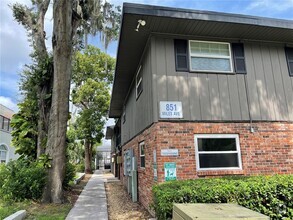 Building Photo - 851 Miles Ave
