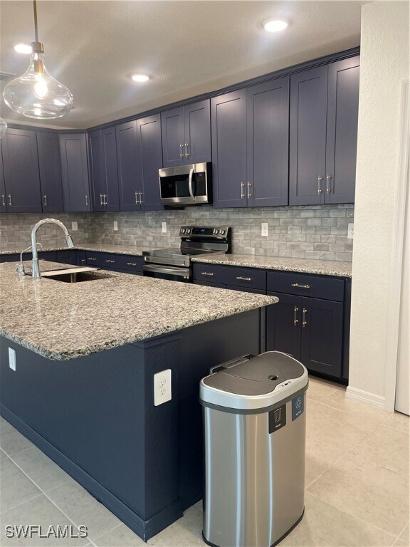Building Photo - 8750 Cascade Price Cir