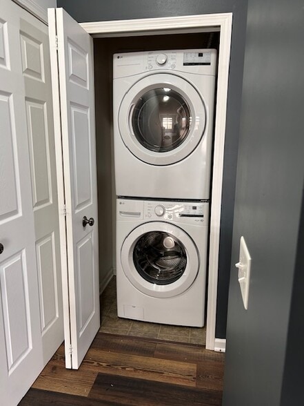 New Laundry Set on 1st Floor - 1214 Chapman Ln