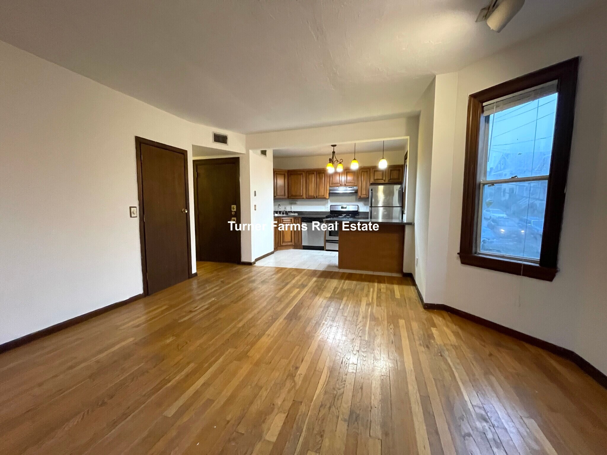 Building Photo - 88 Sheridan St