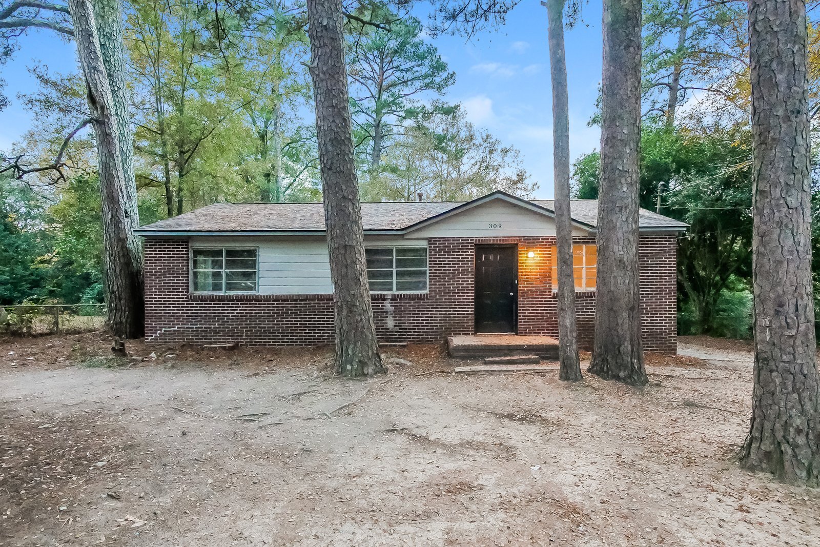 Building Photo - 309 Johns Rd