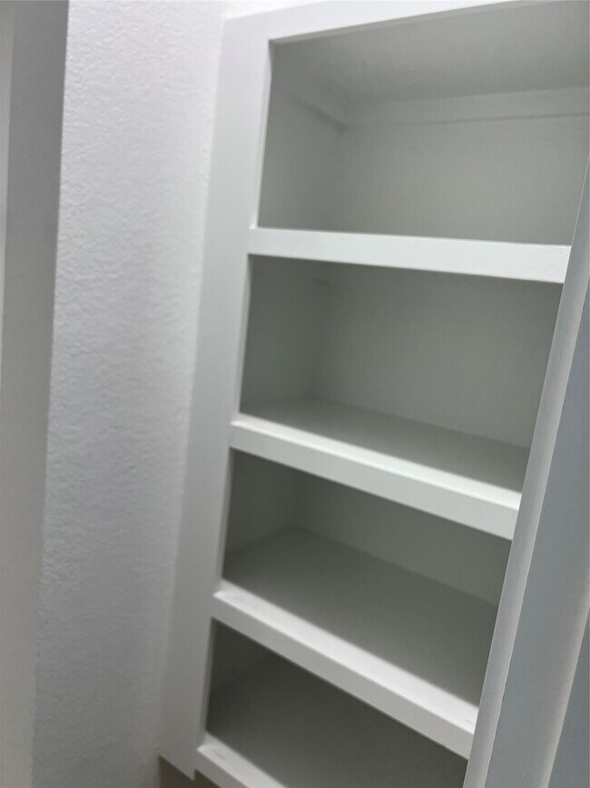 Building Photo - 4906 Arvida Ln
