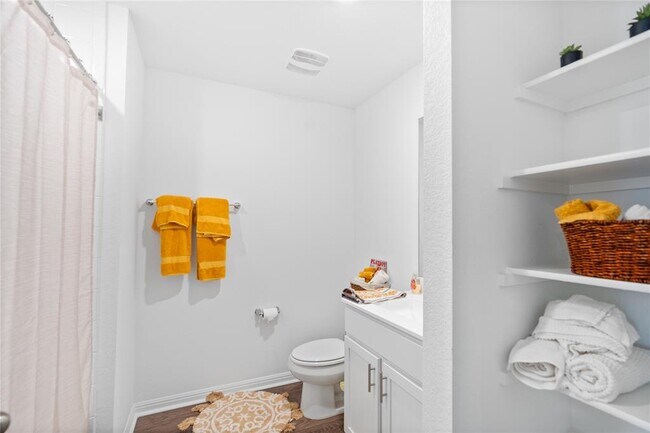 Building Photo - 143 Santa Rosa Ln