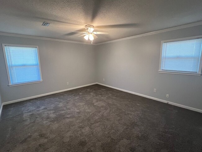 Building Photo - 301 Choctaw Rd