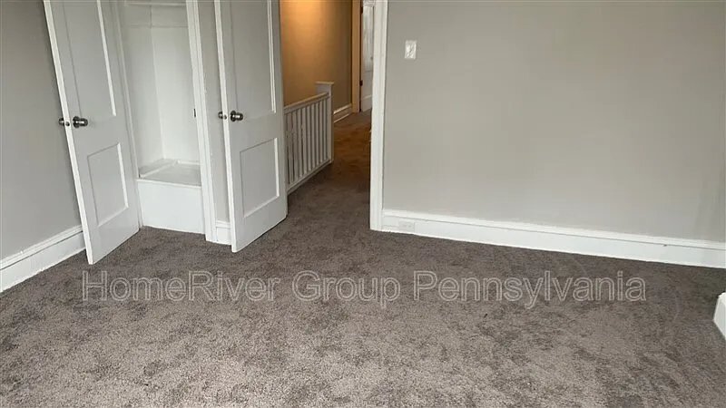 Building Photo - 5853 Webster St