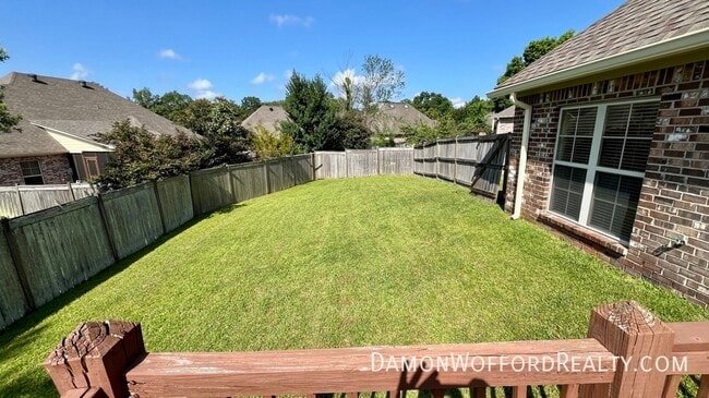 Building Photo - 610 Salems Ct