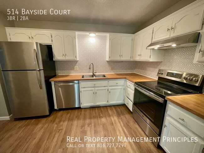 Building Photo - 514 Bayside Ct