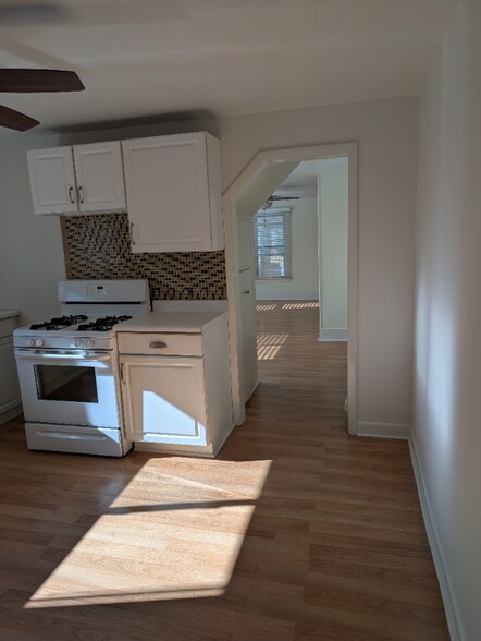 Building Photo - 14837 Keating Ave