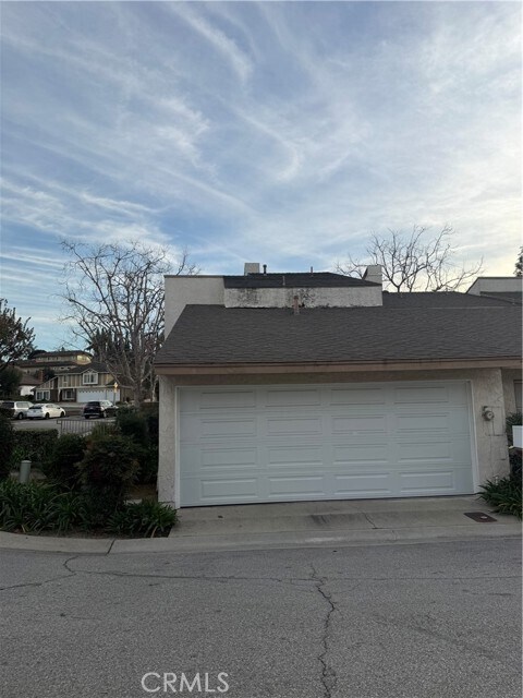 Building Photo - 63 Candlewood Way