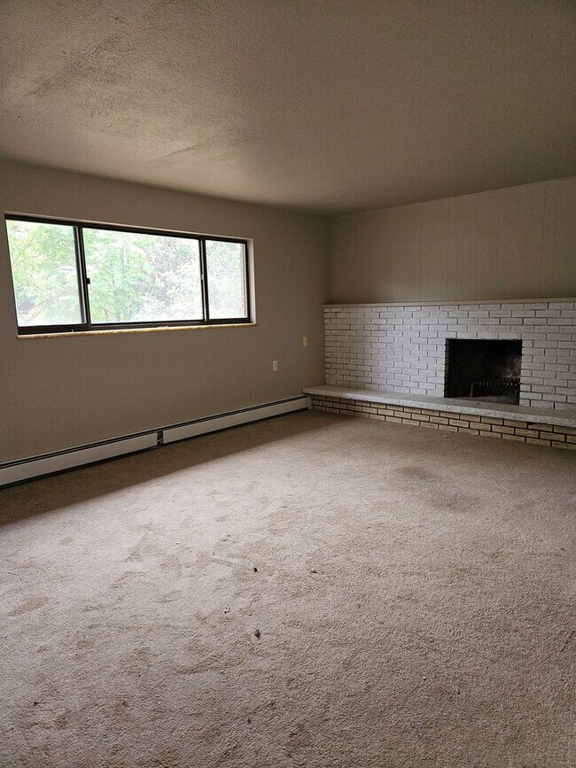 Building Photo - 2513 Fairplay Dr