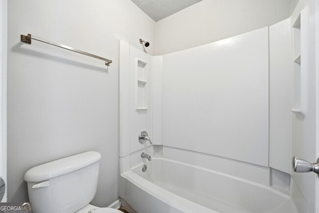 Building Photo - 117 Brittany Ct