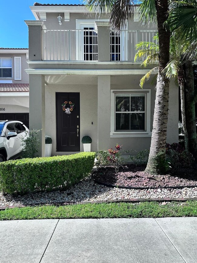 Building Photo - 15816 SW 48th Manor