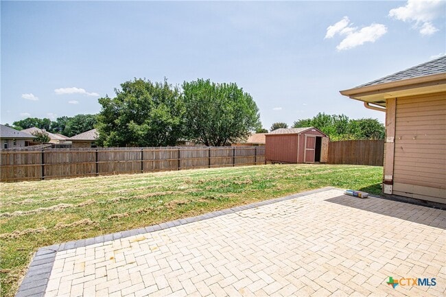 Building Photo - 304 Timber Ridge Dr