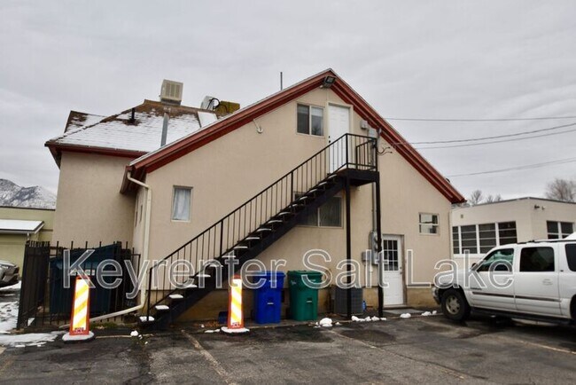 Building Photo - 1315 Washington Blvd