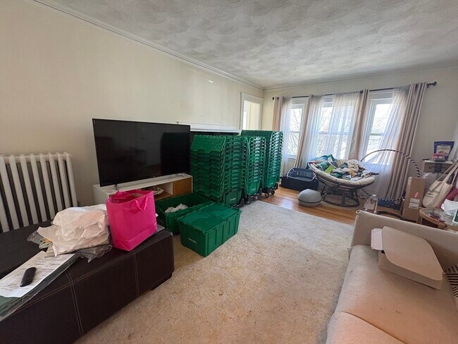 Building Photo - 11 Channing Rd