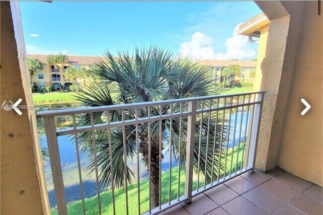 Building Photo - 9645 NW 1st Ct