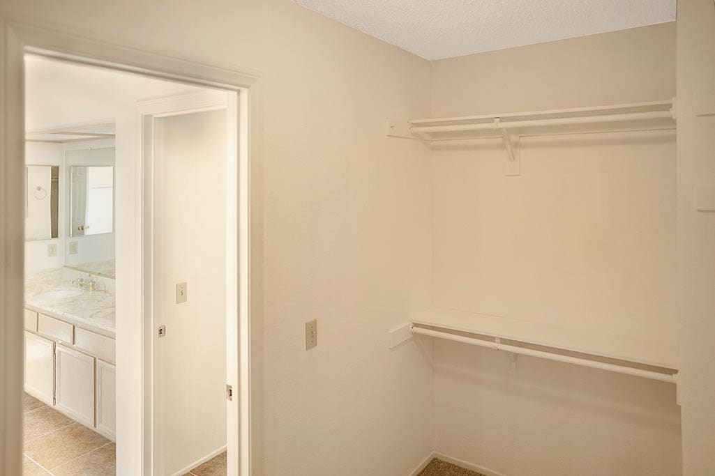 Building Photo - 1512 Siberian Ct