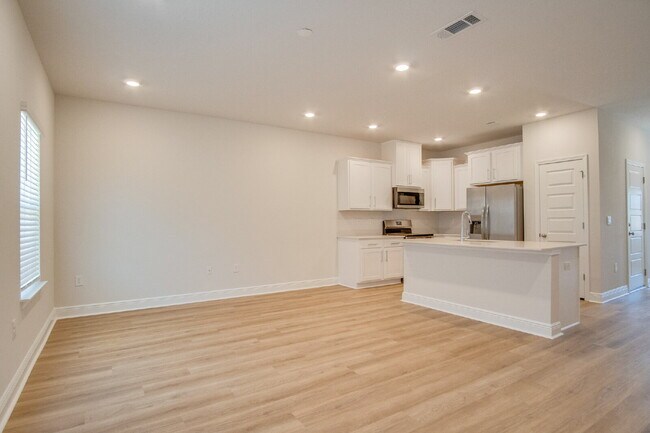 Building Photo - Brand New! Stylish 3BR/2.5BA Townhome with Modern Finishes, Quartz Kitchen, Garage, and Easy Acce...