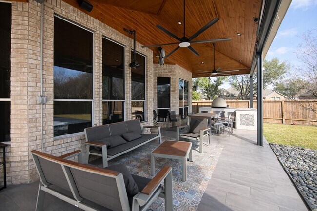 Building Photo - 3803 Shadow Royal Dr