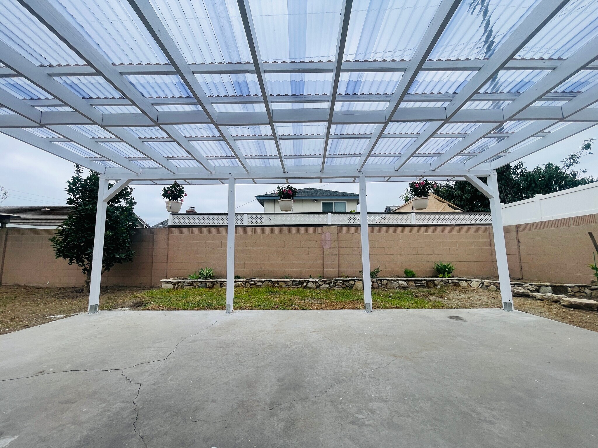 Building Photo - 10473 Rose Ann Cir