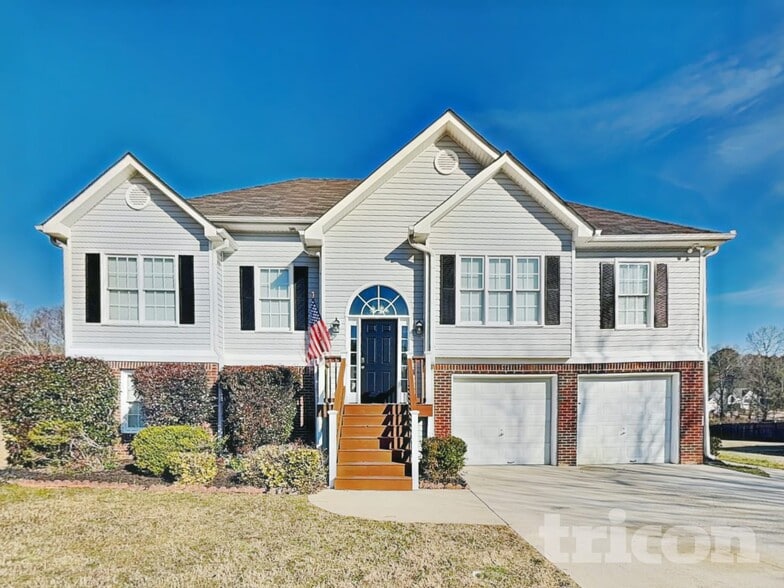 Building Photo - 5152 Rosetrace Cove SW