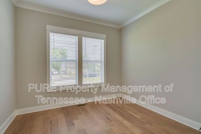 Building Photo - 606 Annex Ave