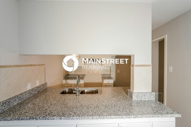 Building Photo - 3 Bedroom Pet-Friendly Home in SAN ANTONIO, TX with Main Street Renewal