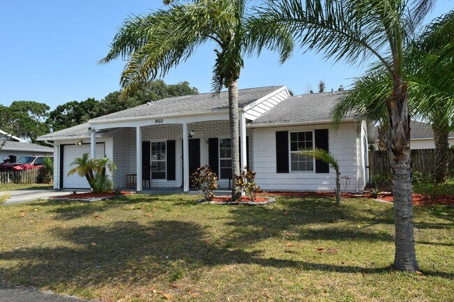 Building Photo - 1450 Creel Rd NE