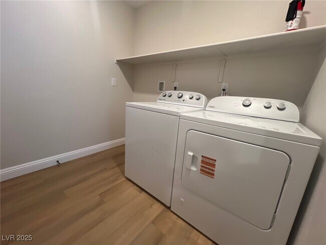 Building Photo - 7939 Terra Barossa St