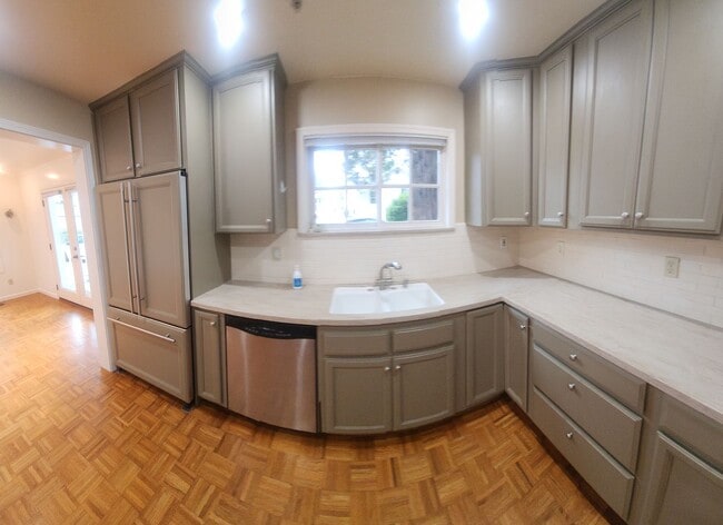 Building Photo - 3 Homes on 1 Lot! 7 Bedroom 4 bath home close to POLY off of Grand Avenue Entrance!!!!