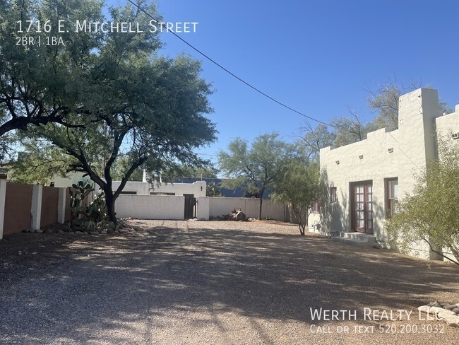 Building Photo - Available SOON! Historic Santa Fe Home 2BD...