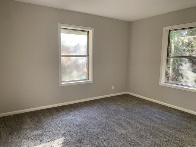 Building Photo - UPDATED HOME IN GREENACRES PLACE (North Bossier)