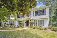 Building Photo - 8501 Canterbury Dr