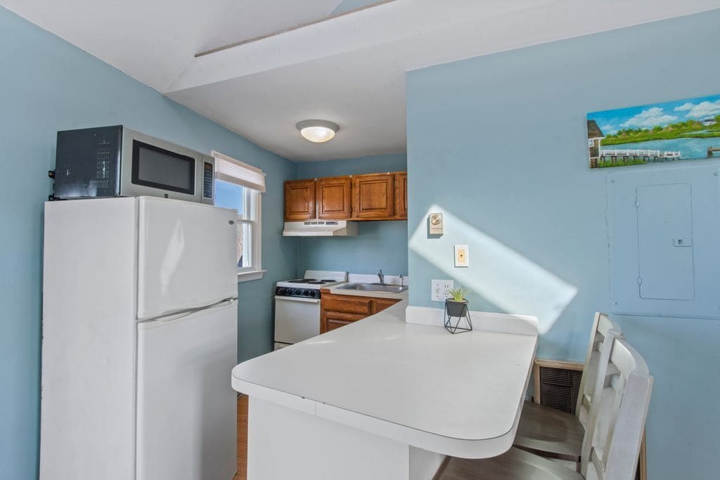 Building Photo - 12 Lower County Rd