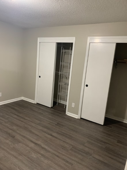 Building Photo - 651 Sarver Ave